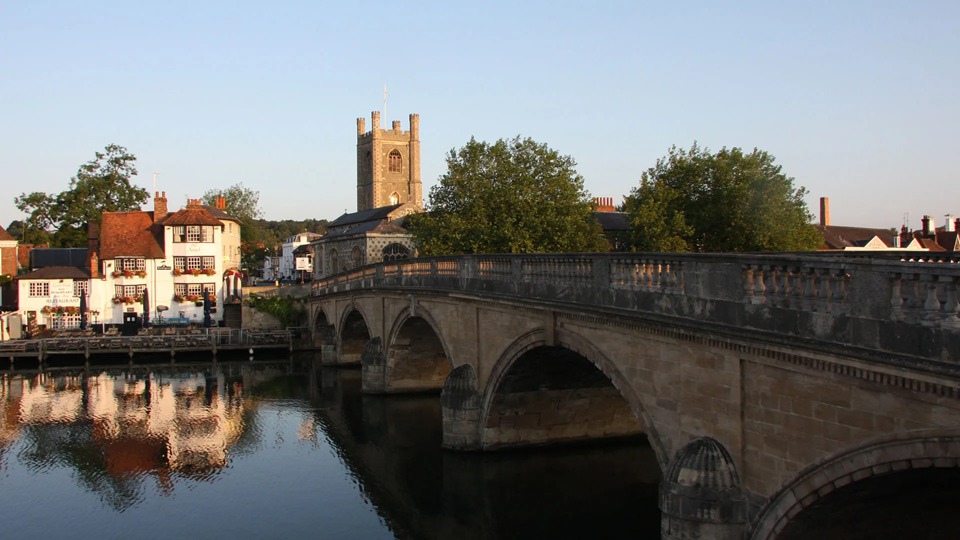 Photo of Henley bridge